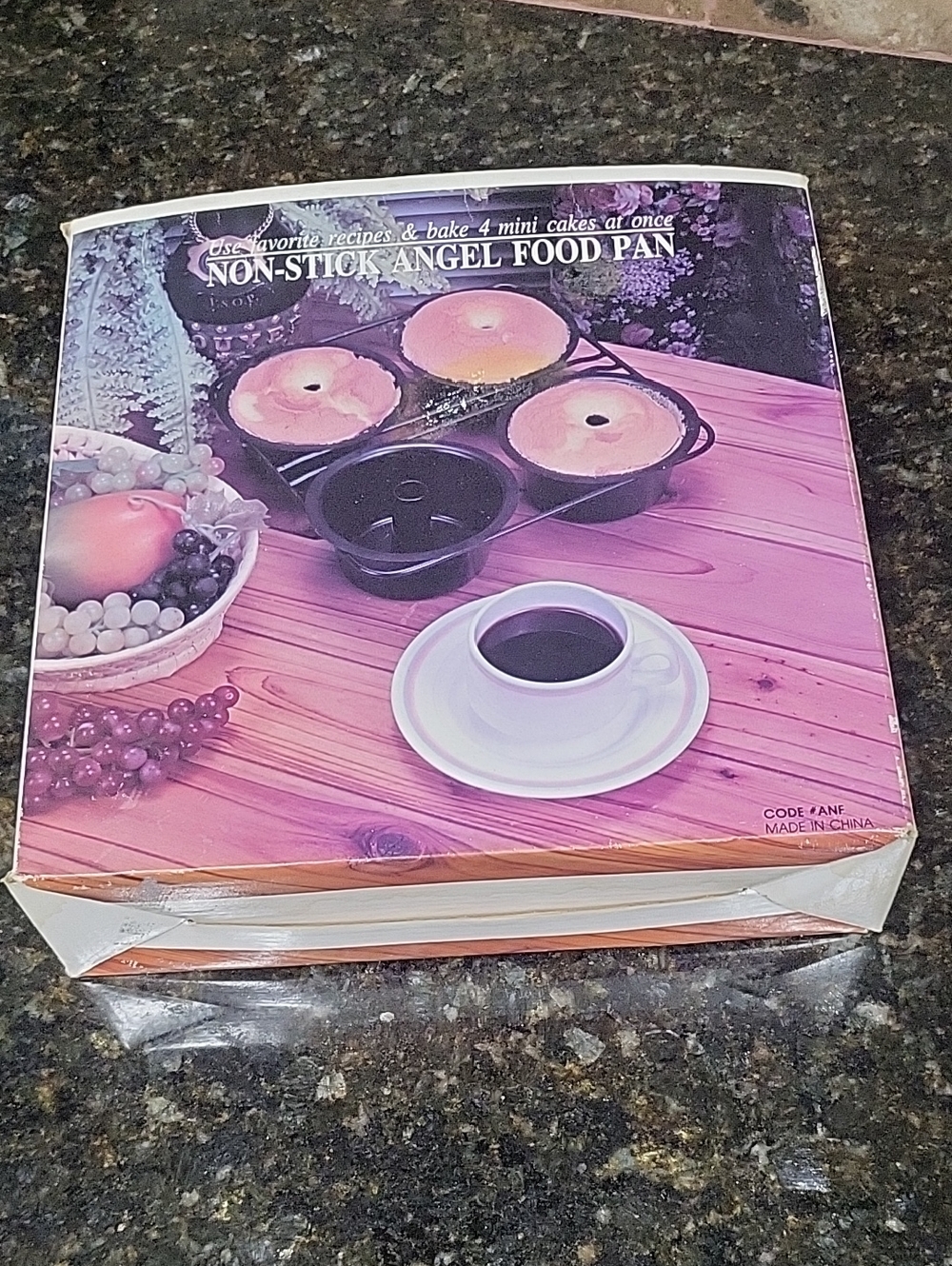 Non-Stick Angel Food Mini Cake Pan - Black